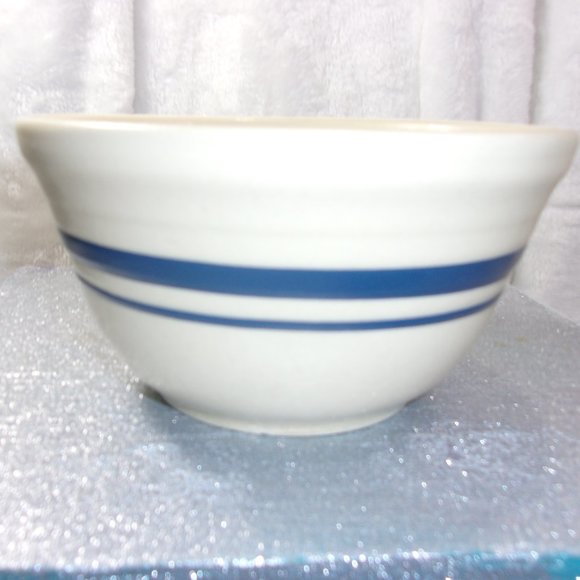 COPY - H-147 ROSEVILLE POTTERY SMALL CEREAL/MIXING BOWL - Picture 1 of 10